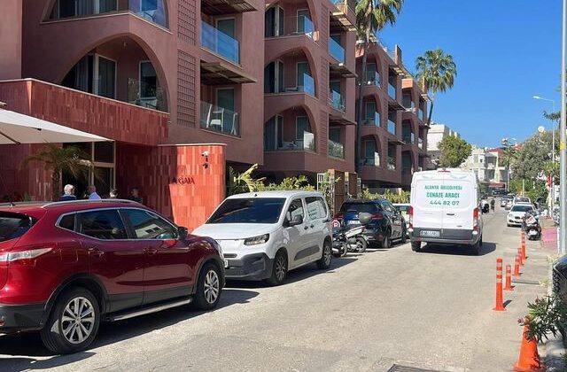 Antalya’da İsveçli kadın turist otel odasında ölü bulundu