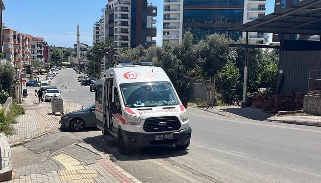 Alanya’da 58 yaşındaki Vecdi Şimşek pansiyon odasında ölü bulundu