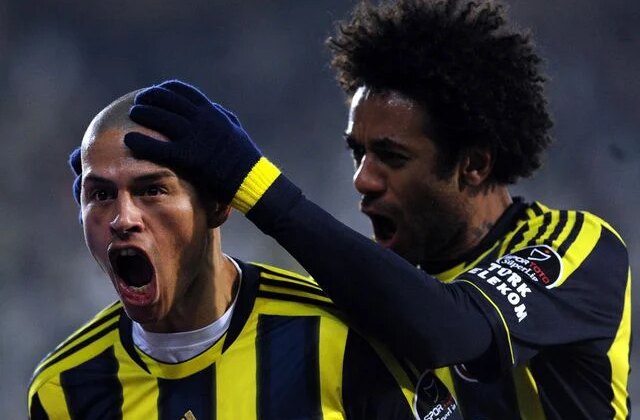 Alex de Souza, Fenerbahçe’deki başkanlık seçiminde tarafını belli etti