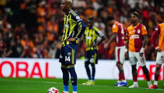 Alkışlar Anderson Talisca’ya! Koca çeteyi çökertti