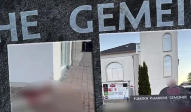 Almanya’da camiye çirkin saldırı: Hilale domuz başı yerleştirildi