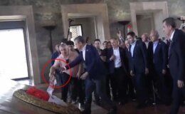Anıtkabir’de Özgür Özel’e soğuk duş