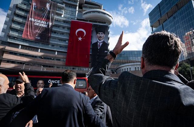Ankara Valiliği: Emniyete CHP Genel Merkezi’nin boşaltılması için talimat verildi