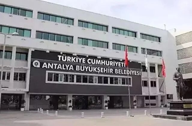 Antalya Büyükşehir iştiraki ANSET’e operasyonda 14 şüpheli tutuklandı