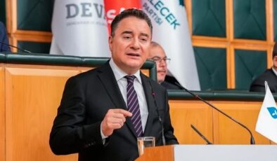 Babacan’dan “transfer” tepkisi! İktidar ve ana muhalefeti sert eleştirdi