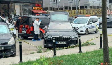 Bağcılar’da gizemli ölüm: Haber alınamayan mağaza sahibi otomobilinin bagajında ölü bulundu