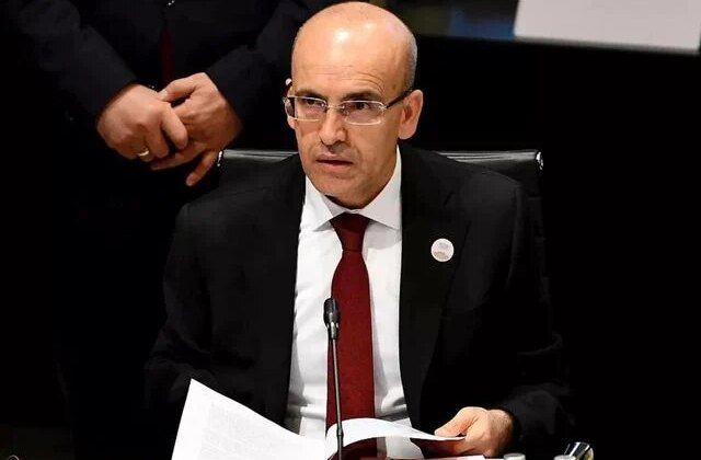 Bakan Şimşek, “mutlak butlan” kararı sonrası Finansal İstikrar Komitesi’ni olağanüstü topladı