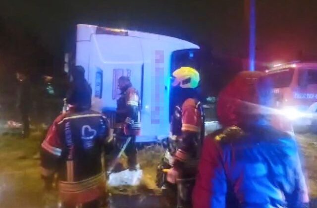 Balıkesir’de yolcu otobüsü devrildi! 3 kişi öldü, 31 kişi yaralandı