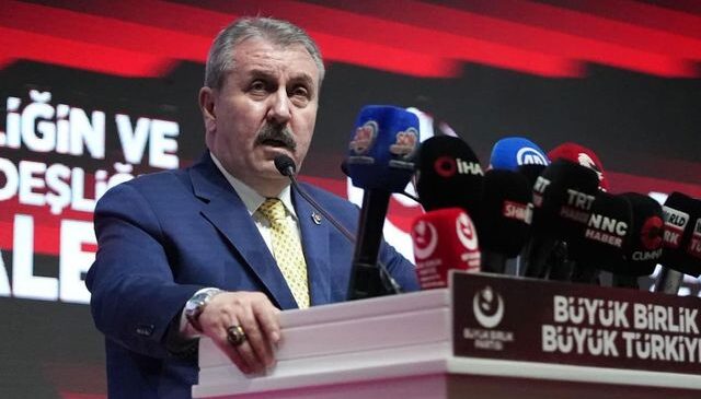 Destici: Emeklimize Kurban Bayramı’nda 10 bin lira ikramiye verelim