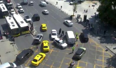 Beşiktaş’ta ticari aracın çarptığı polis ağır yaralandı