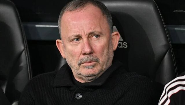 Beşiktaş’ta deprem! Sergen Yalçın istifa etti, Serdal Adalı vazgeçirdi