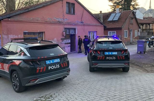 Nafaka yüzünden eşinin evine kurşun yağdırdı