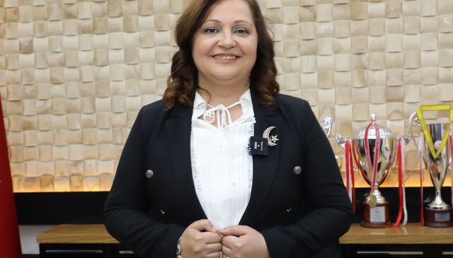 Burcu Köksal “AK Parti’ye katılıyorum” diyerek duyurdu: Erdoğan ile yarım saat görüştük