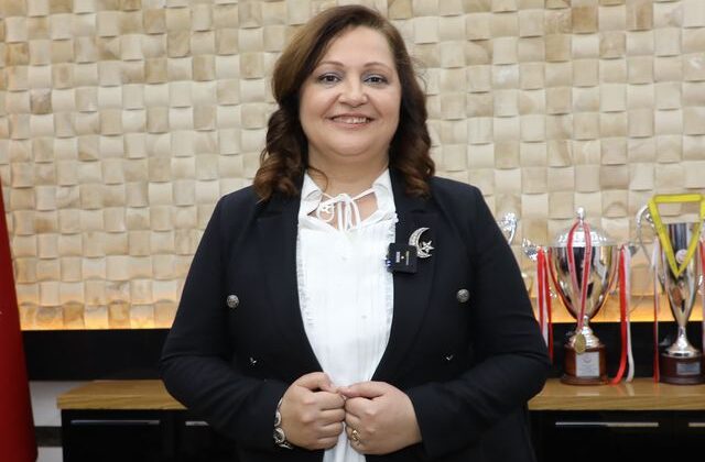 Burcu Köksal “AK Parti’ye katılıyorum” diyerek duyurdu: Erdoğan ile yarım saat görüştük