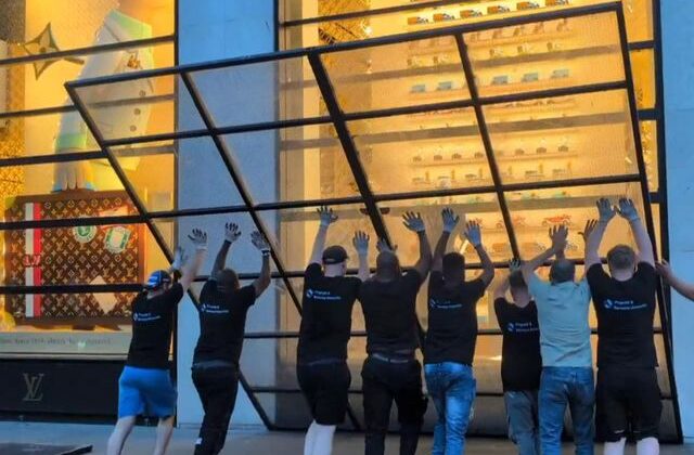 Büyük heyecan öncesi barikatlara koştular! İşte nedeni