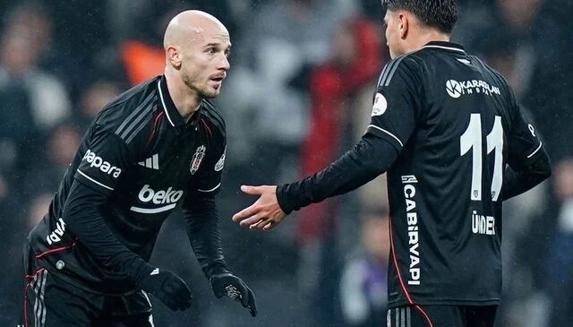 Cengiz Ünder ve Vaclav Cerny’e kötü haber