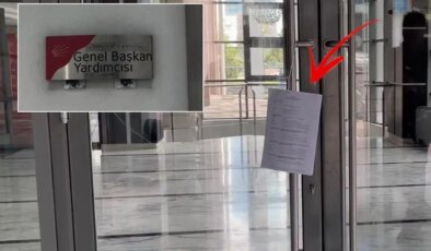 CHP’de yeni dönem! “Mutlak butlan” kararı kapıya asıldı