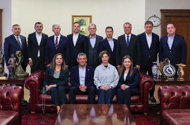 CHP’de ortak bildiri toplantısında büyük kriz, Ahmet Akın imza atmadı