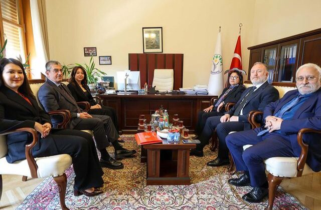 CHP’den DEM Parti’ye “ara seçim” ziyareti! İşte aldıkları yanıt