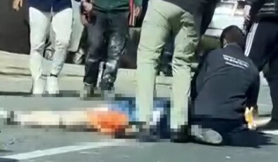 Sakarya’da çöp kamyonunun çarptığı yaya öldü; kaza kamerada
