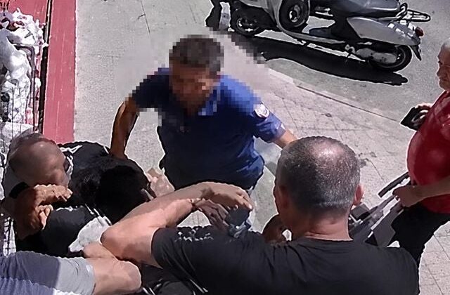Çorlu’da iki polisi şehit eden caniyi linçten yine polis kurtardı