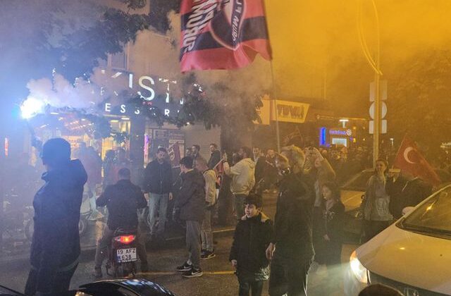 Çorum’da binlerce vatandaş Süper Lig’e çıkmayı kutladı