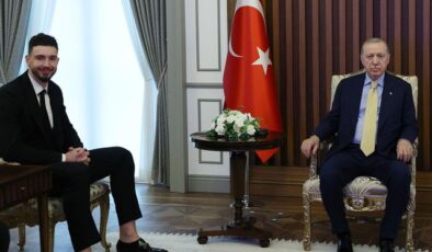 Cumhurbaşkanı Erdoğan, Alperen Şengün’ü kabul etti