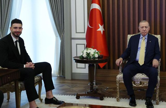Cumhurbaşkanı Erdoğan, Alperen Şengün’ü kabul etti