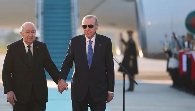Cumhurbaşkanı Erdoğan, Cezayir Cumhurbaşkanı Tebbun’u Esenboğa’da karşıladı
