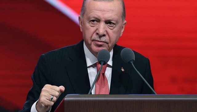Cumhurbaşkanı Erdoğan’dan Dursun Özbek ve Okan Buruk’a telefon