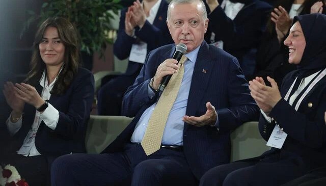 Cumhurbaşkanı Erdoğan: Gençliğin en büyük sorunu sosyal medya