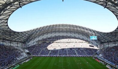 Dünya devinde neler oluyor? Bütün futbolcuları satılığa çıkardılar