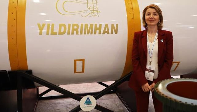 Dünyanın konuştuğu rokete kadın eli değdi! İşte projenin başındaki isim