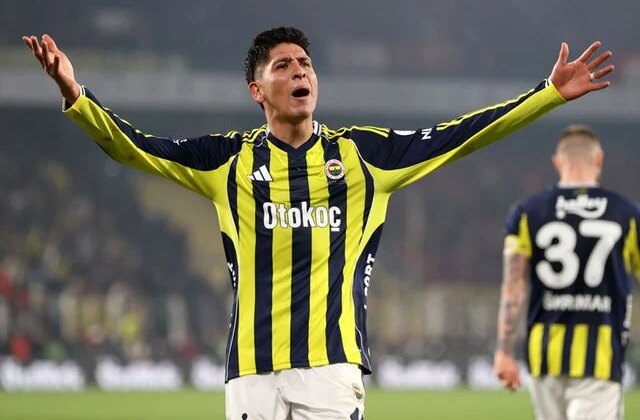 Edson Alvarez’den yüzyılın uyanıklığı