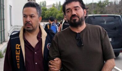 Elindeki kelepçeyi montla örten Rasim Ozan Kütahyalı: Bir yanlış anlaşılma var