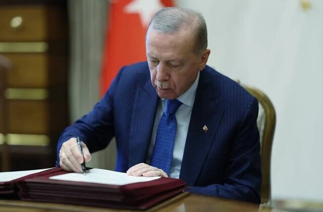 Erdoğan’ın masasındaki son anket! Fark 5 puandan da fazla