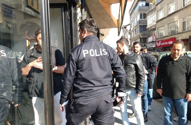 Ereğli’de eski sevgililerin kavgası kanlı bitti