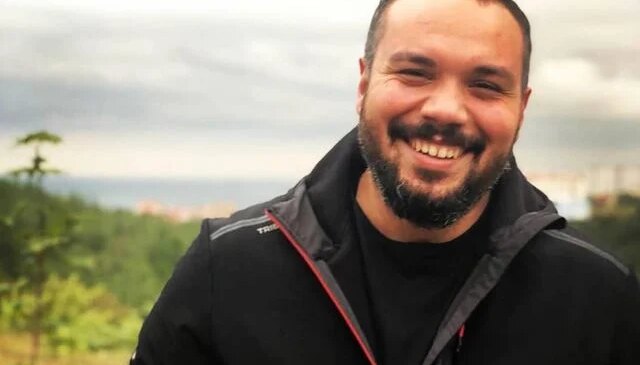 Evinde rahatsızlanan 37 yaşındaki beyin cerrahı kurtarılamadı