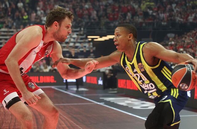 Fenerbahçe Beko Olympiakos’a farklı kaybetti