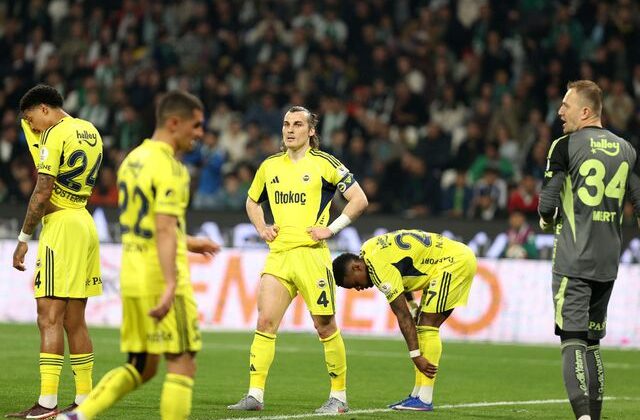 Fenerbahçe bu sezonu da ikinci bitirdi