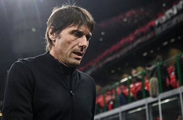 Fenerbahçe ile anılan Conte, Napoli’ye veda etti