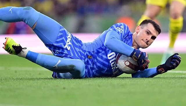 Fenerbahçe Livakovic’in bonservisini belirledi