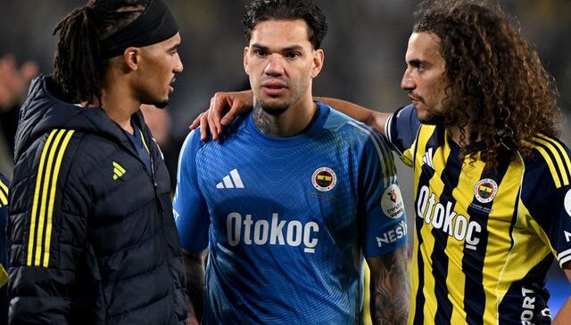 Fenerbahçe’de büyük bir kriz daha! Hepsini yollayabilirler