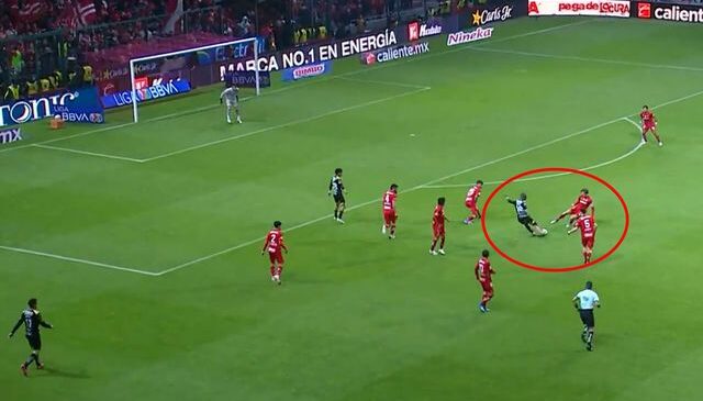 Fener’in eski yıldızından inanılmaz gol