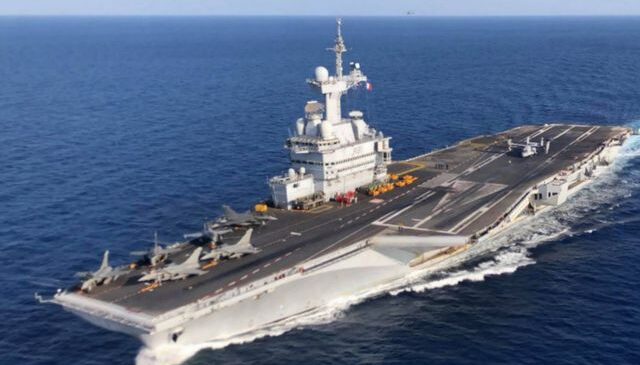 Fransa’nın amiral gemisi Charles de Gaulle Kızıldeniz’e gönderildi