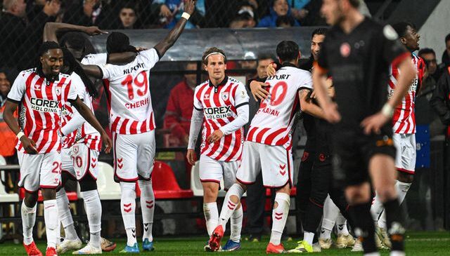 Galatasaray’a Samsun’da soğuk duş! Fenerbahçe ile puan farkı 4’e indi