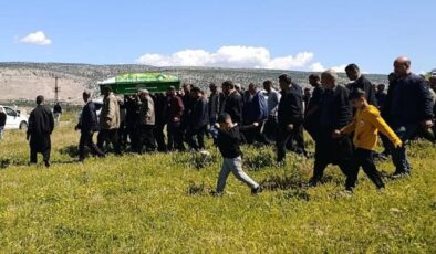 Gaziantep’te acı olay: Geri manevra yaparken 1,5 yaşındaki torununu ezdi