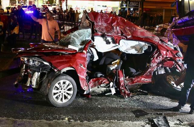 Giresun’da tır iki otomobile çarptı: 5 ölü, 6 yaralı