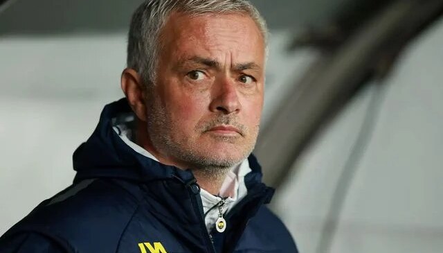 Gittiğine bin pişman oldu! Fener’den kovulan Mourinho’ya büyük şok
