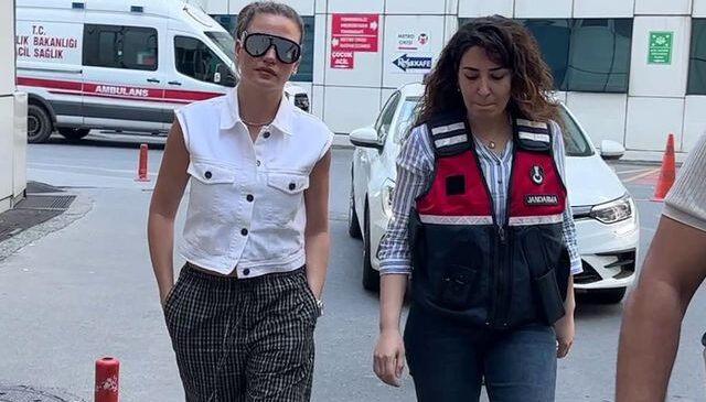 Gözaltına alınan Serenay Sarıkaya’dan ilk görüntü! Karar jet hızında çıktı